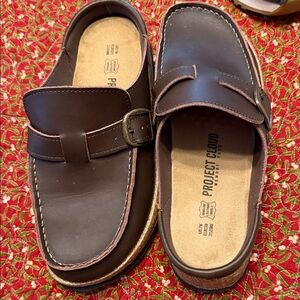 Women  Brown Leather Slip-On Mule